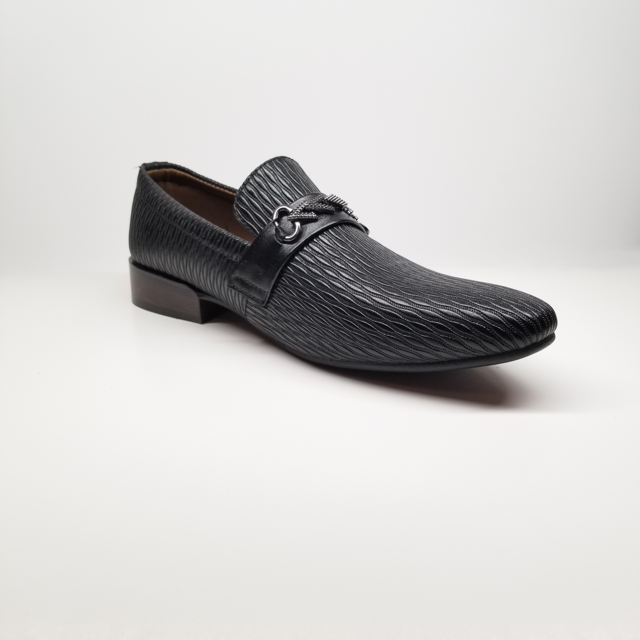 Conquer dress shoes by Walkies at NMFootwear.com